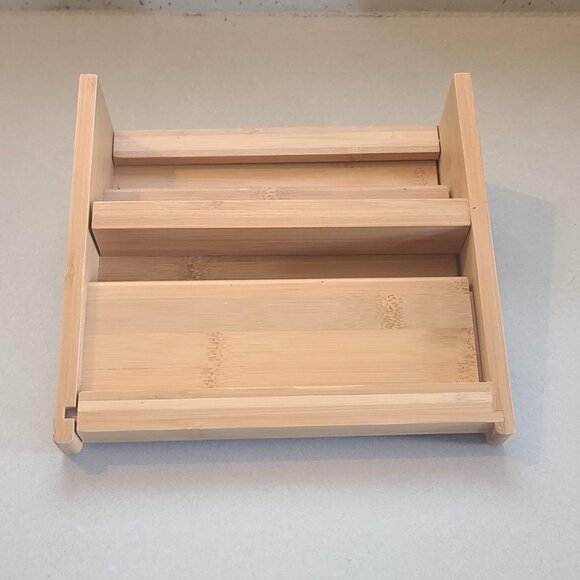 Small Portable Shelf Unit - Picture 3 of 5